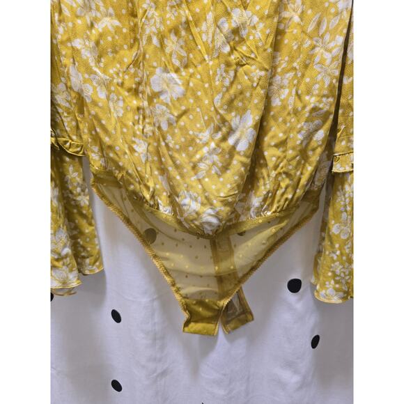 NWT Intimately Free People marigold floral ruffle bell sleeve body suit medium - Picture 7 of 12